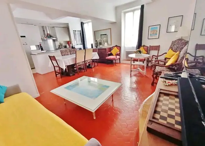 Appartement Familial - 7Pers- Hyeres-Centre